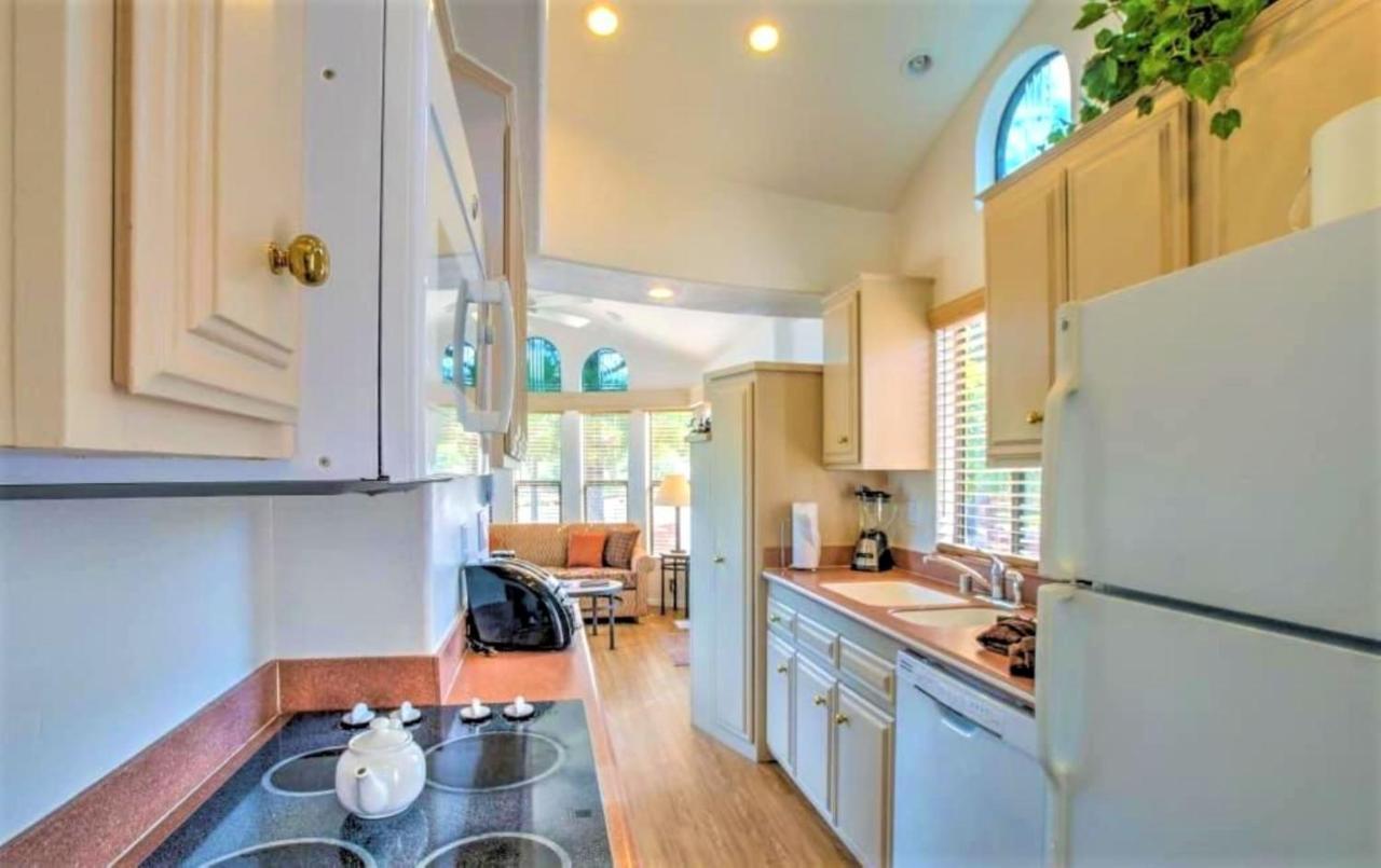 One-Bedroom Cottage